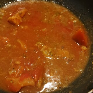 トマト缶でカレーアレンジ